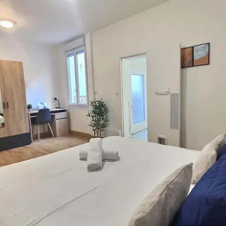 Apartment Plein Centre 8pers 4ch 2sdb, Terrasse, Billard Roe Angers