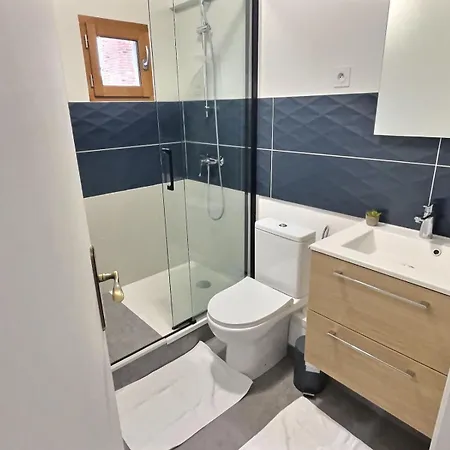 Plein Centre 8pers 4ch 2sdb, Terrasse, Billard Roe