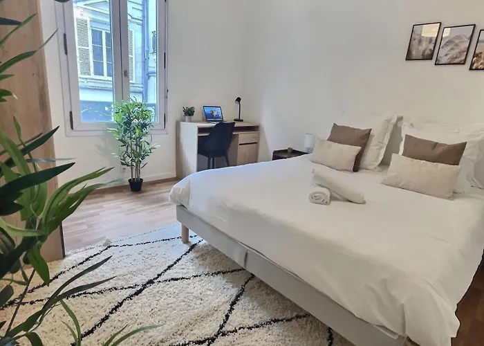 Plein Centre 8pers 4ch 2sdb, Terrasse, Billard Roe