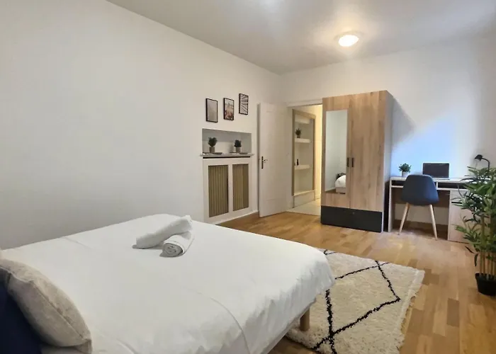 Plein Centre 8pers 4ch 2sdb, Terrasse, Billard Roe *