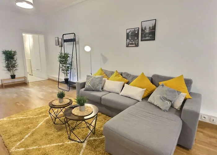 Plein Centre 8pers 4ch 2sdb, Terrasse, Billard Roe * Angers