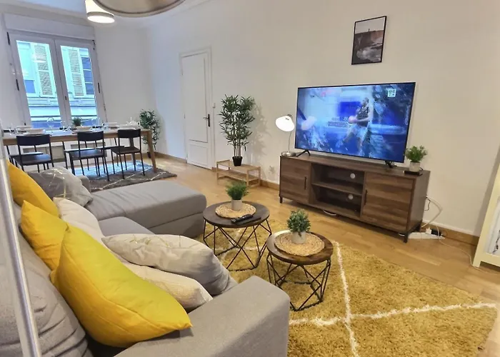 Apartman Plein Centre 8pers 4ch 2sdb, Terrasse, Billard Roe *